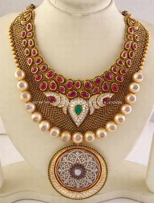 How to layer necklaces How to layer necklaces,Necklace layering tips,Choker and long chain combination,Statement jewelry guide How to layer necklaces